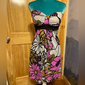 So cute strapless dress